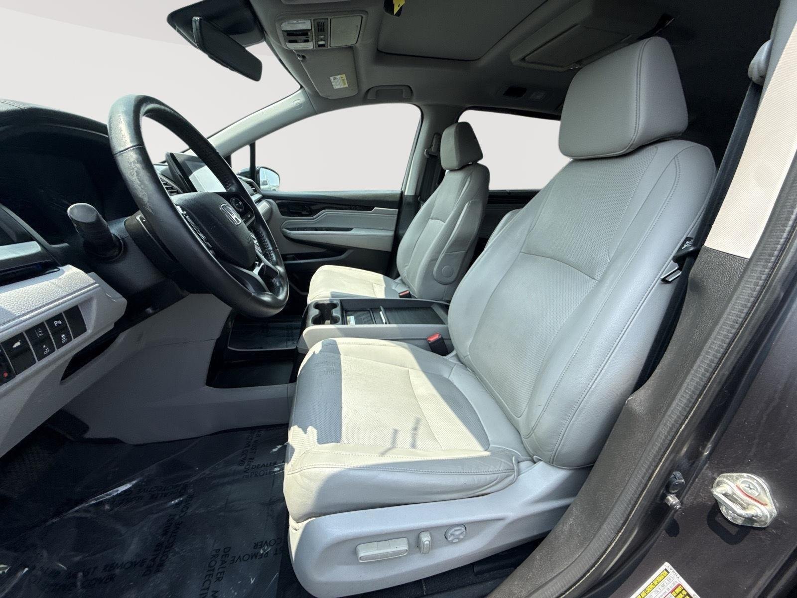 Used 2018 Modern Steel Metallic Honda Elite image 3