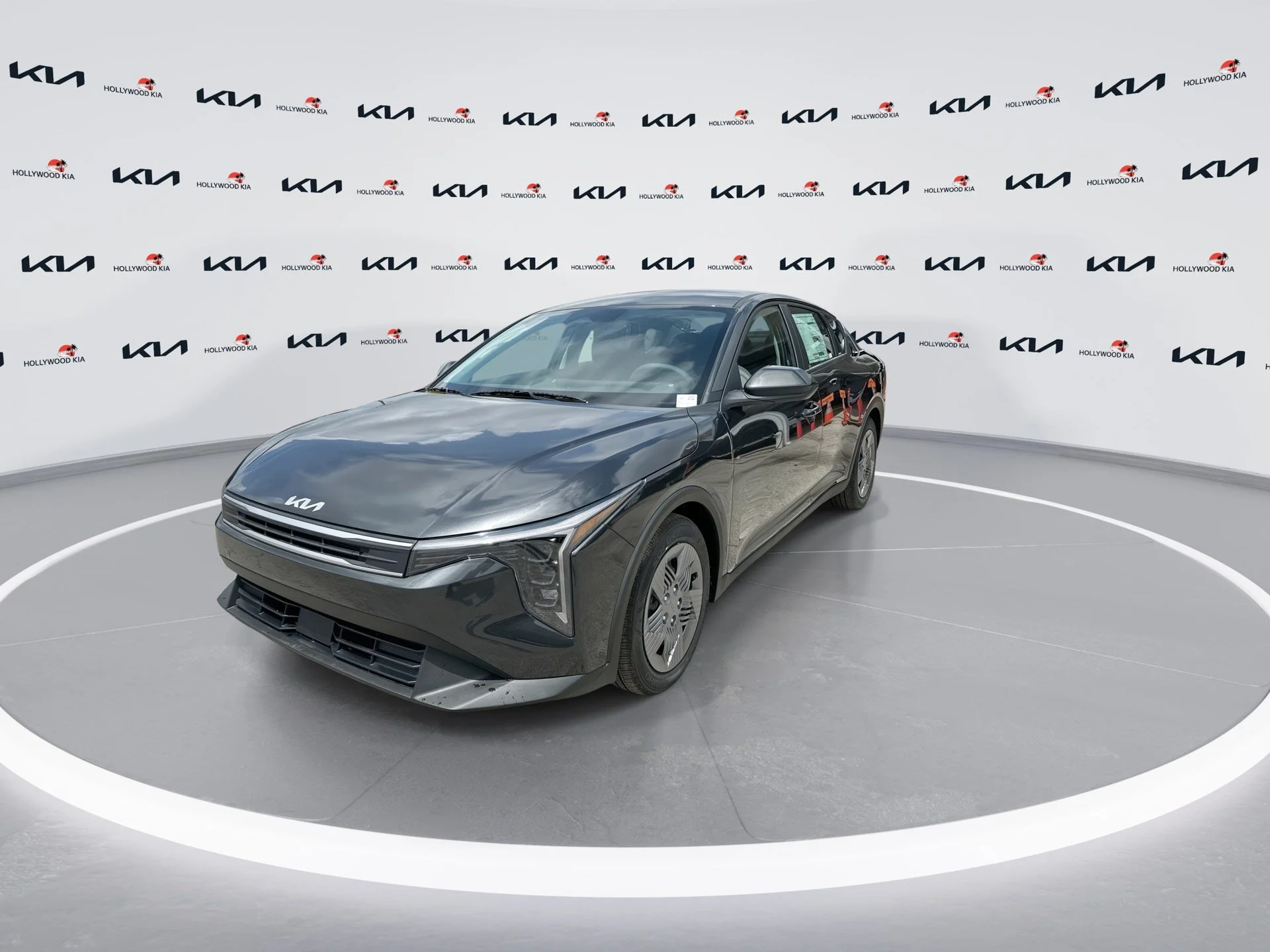 New 2026 Interstellar Gray Kia LX image 4