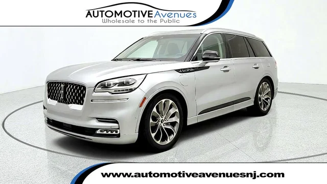 2022 Lincoln Aviator Grand Touring AWD w/ Luxury Pkg & Revel Ultima Audio