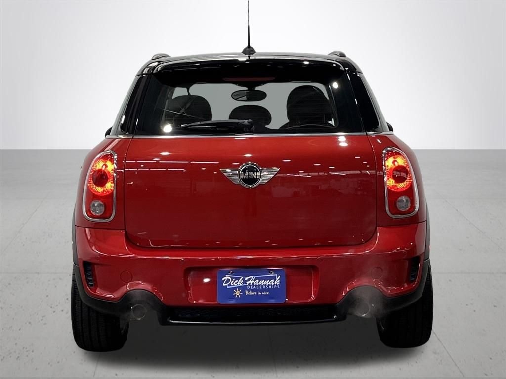 Used 2016 Red MINI Base image 11