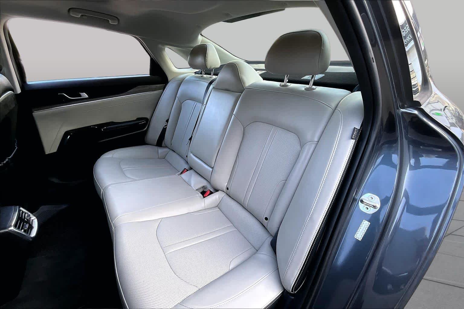 Used 2021 GRAY Kia EX image 21