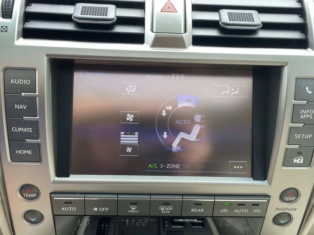 Used 2018  Lexus 460 image 39