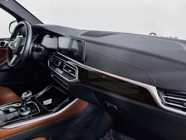 Used 2023 Gray Metallic BMW M50i image 31