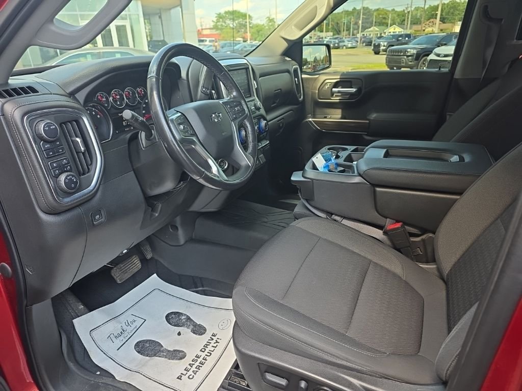 Used 2022 Red Chevrolet RST image 8