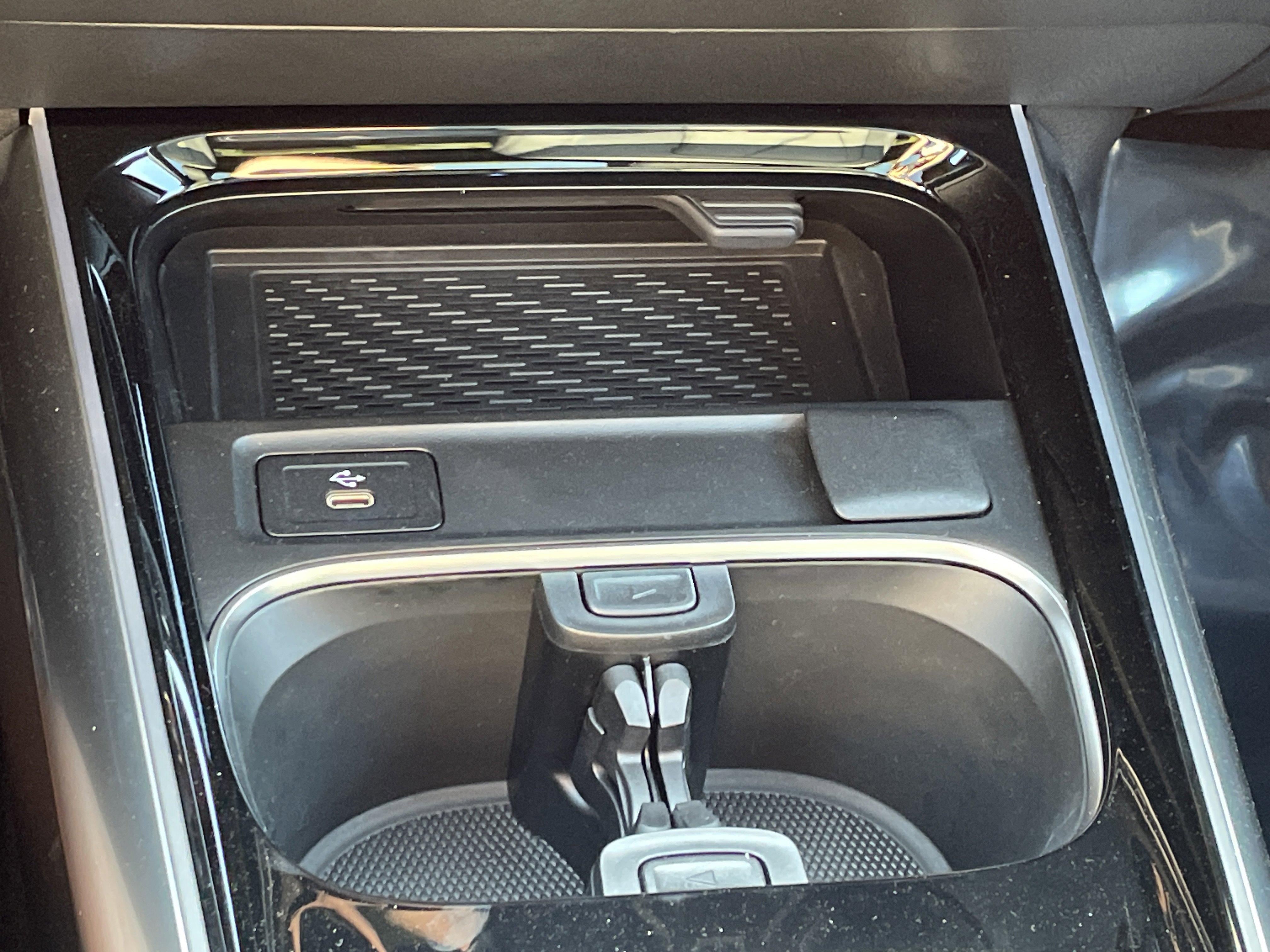 New 2026 Night Black Mercedes-Benz GLA 250 SUV image 30