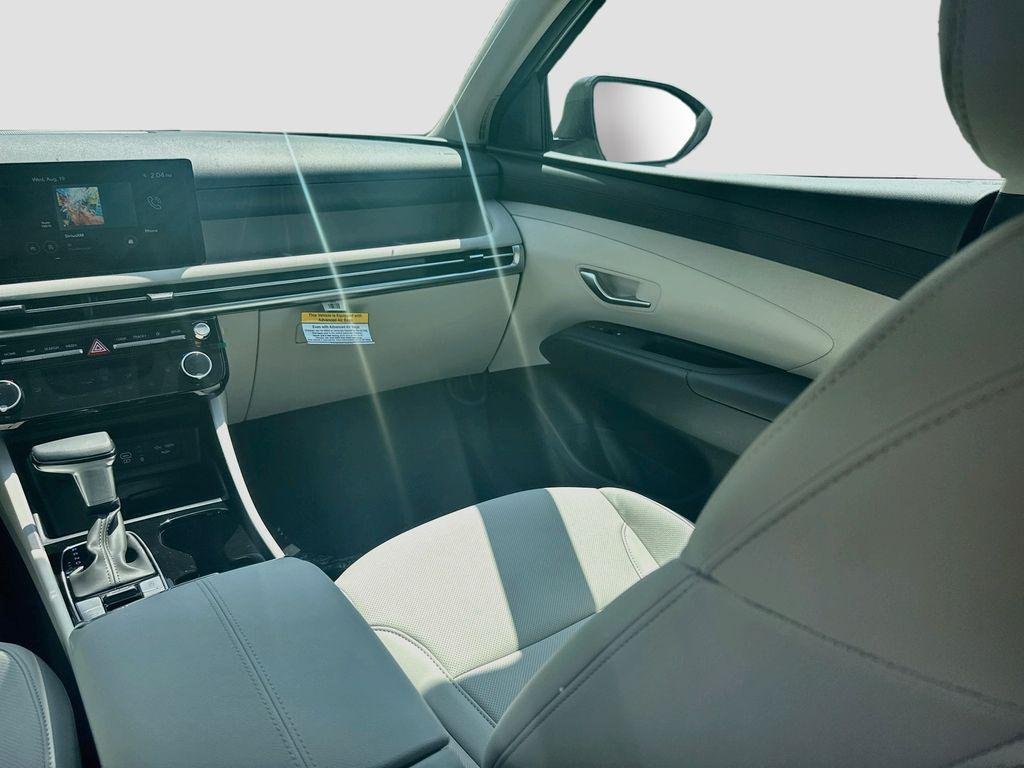 New 2026 Shimmering Silver Hyundai SEL Premium FWD image 16