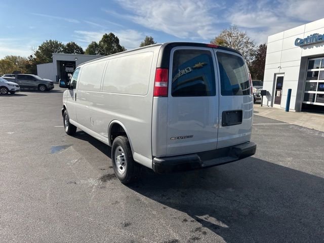 2025 Chevrolet Express Cargo Work Van - Photo 9