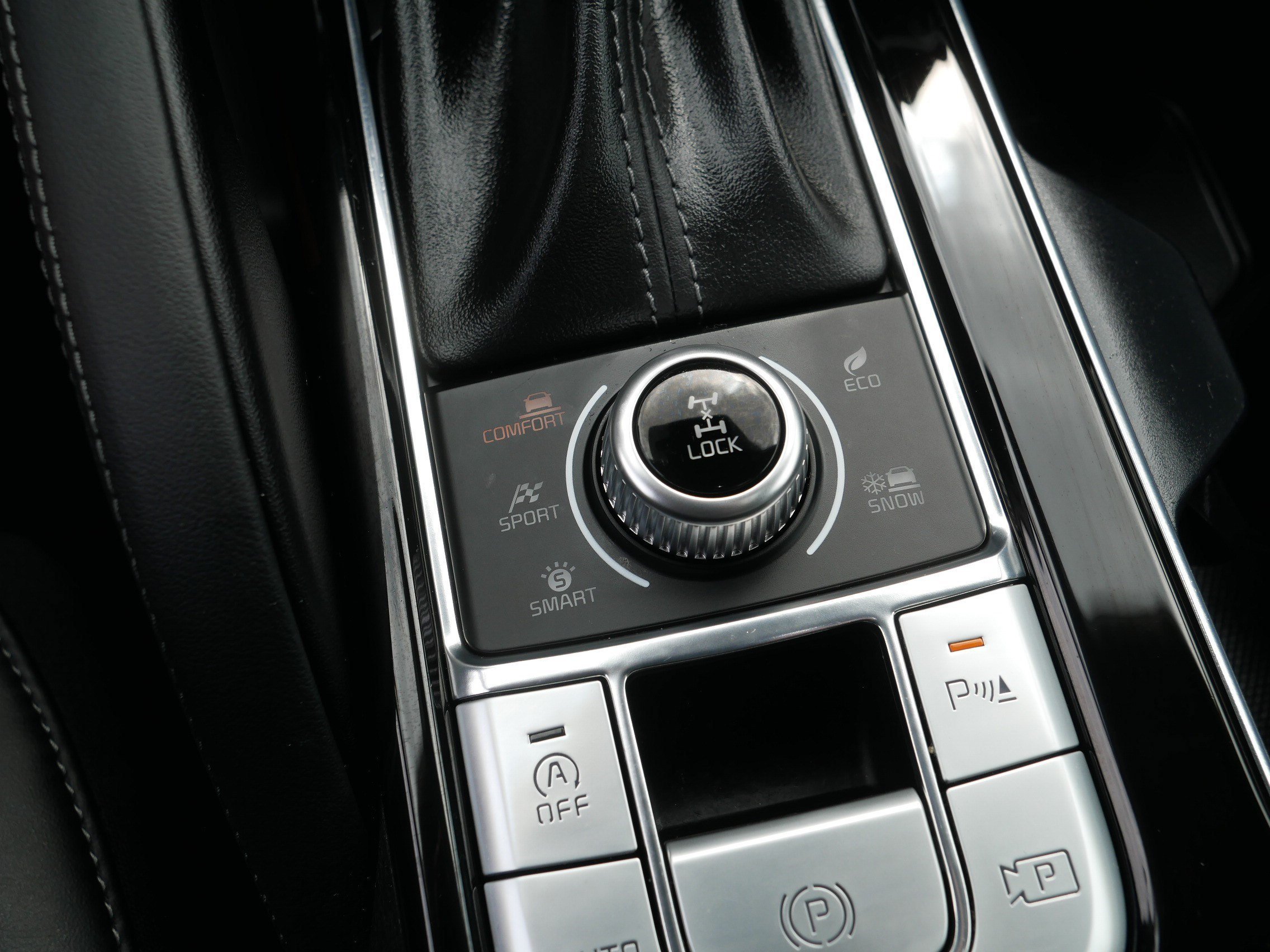 Certified Used 2024 Gravity Gray Kia SX Prestige image 32