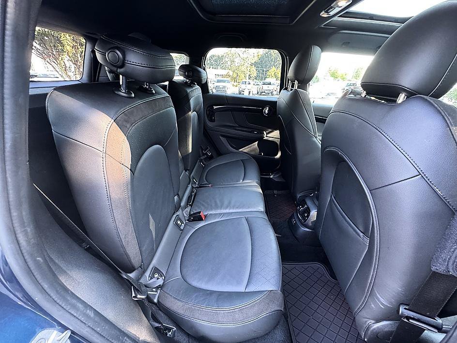 Used 2022 Island Blue Metallic MINI Cooper S image 25