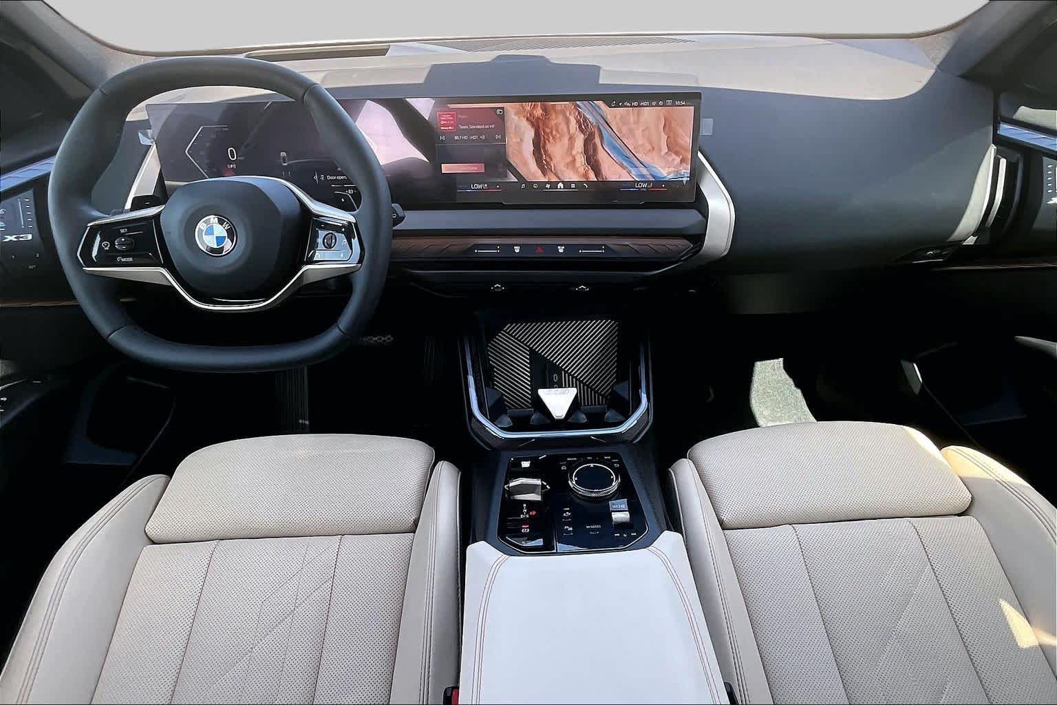 Used 2025 Alpine White BMW 30 xDrive image 14