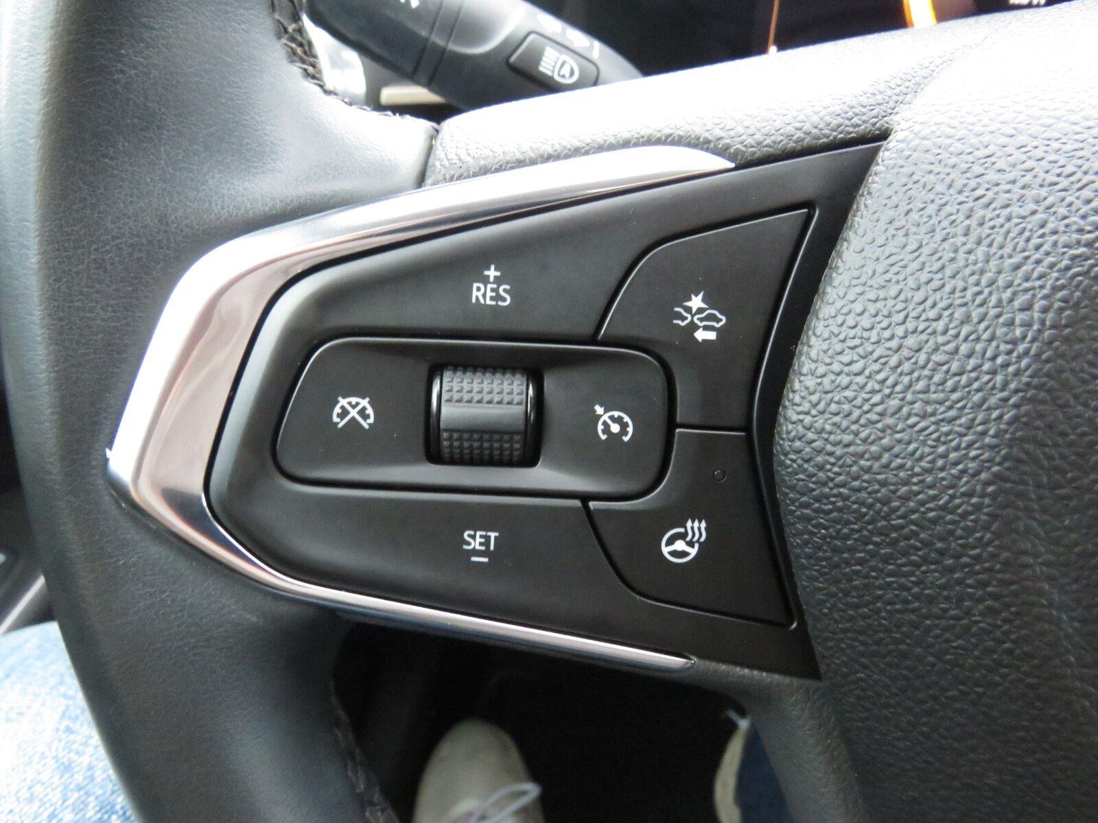 Used 2024 Crimson Metallic Chevrolet ACTIV image 31