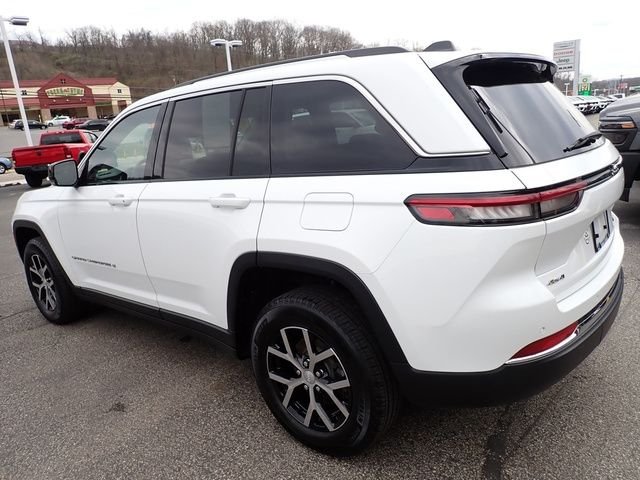 Certified Used 2023 White Jeep Limited image 3