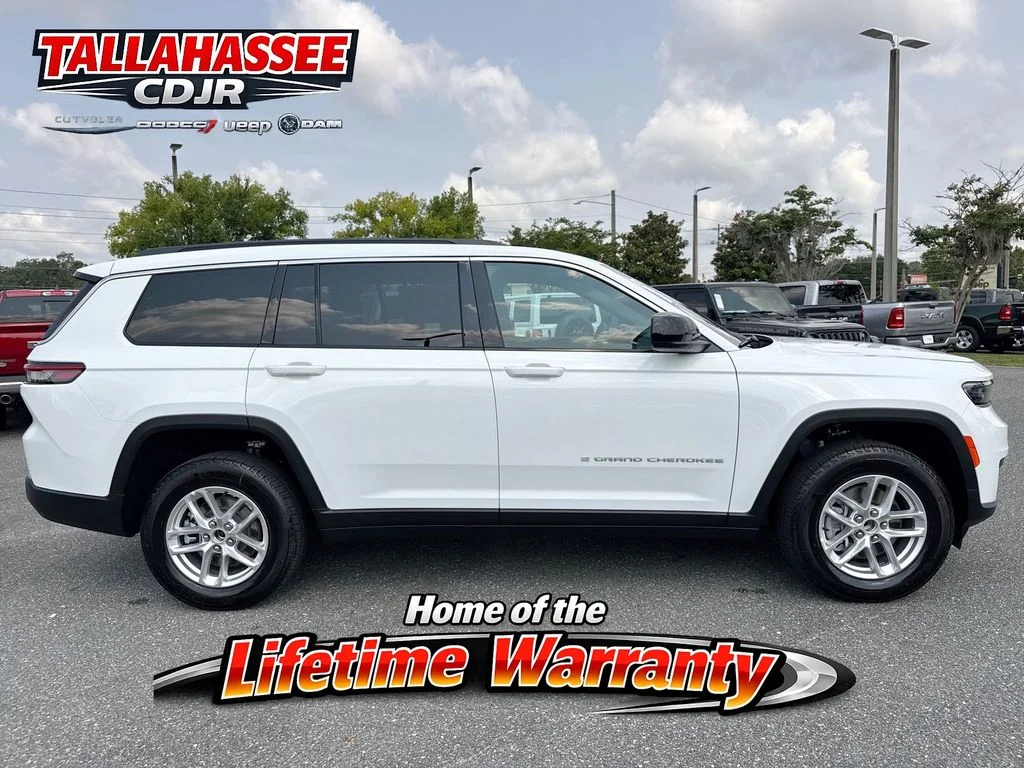 New 2026 Bright White Clearcoat Jeep Laredo image 2