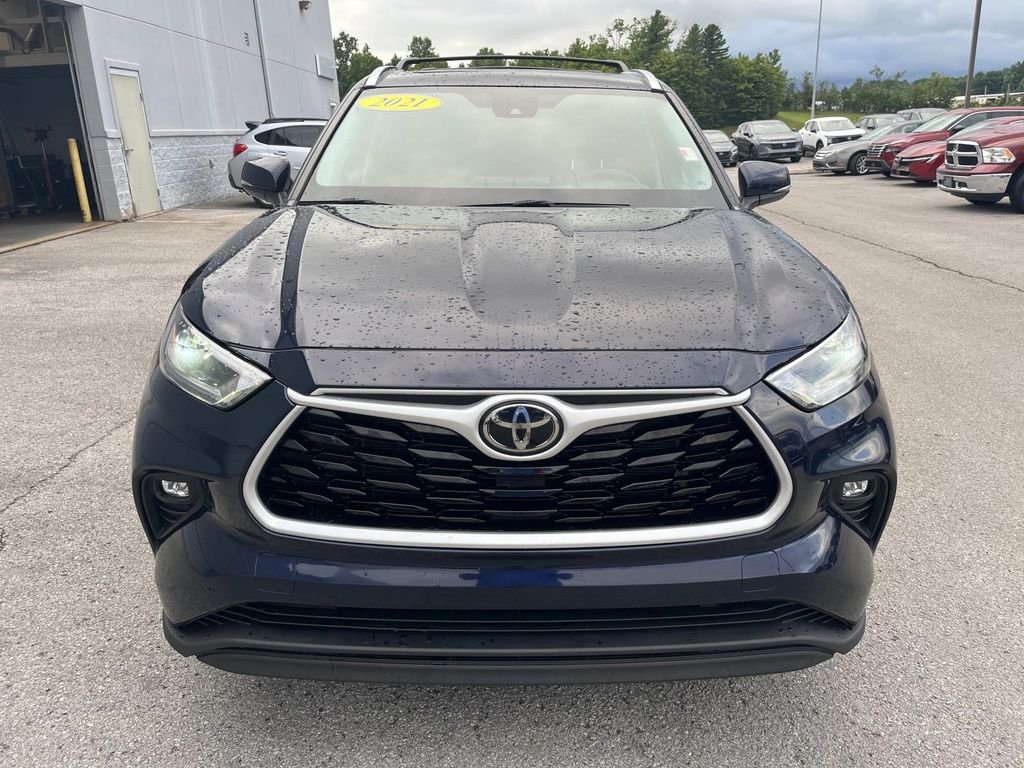 Used 2021 Blue Toyota XLE image 11