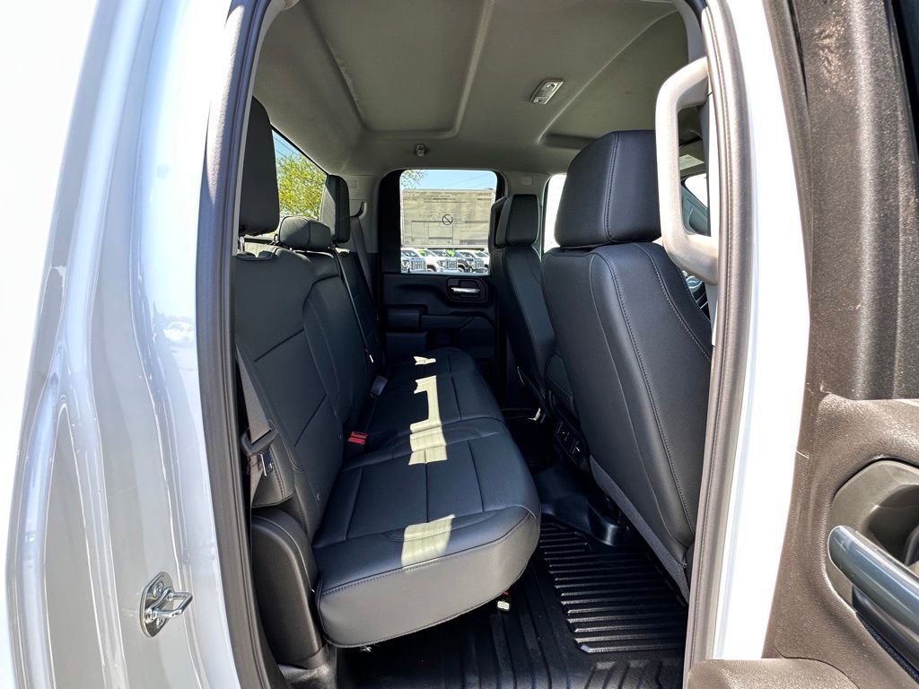 New 2026 Summit White GMC Pro image 13