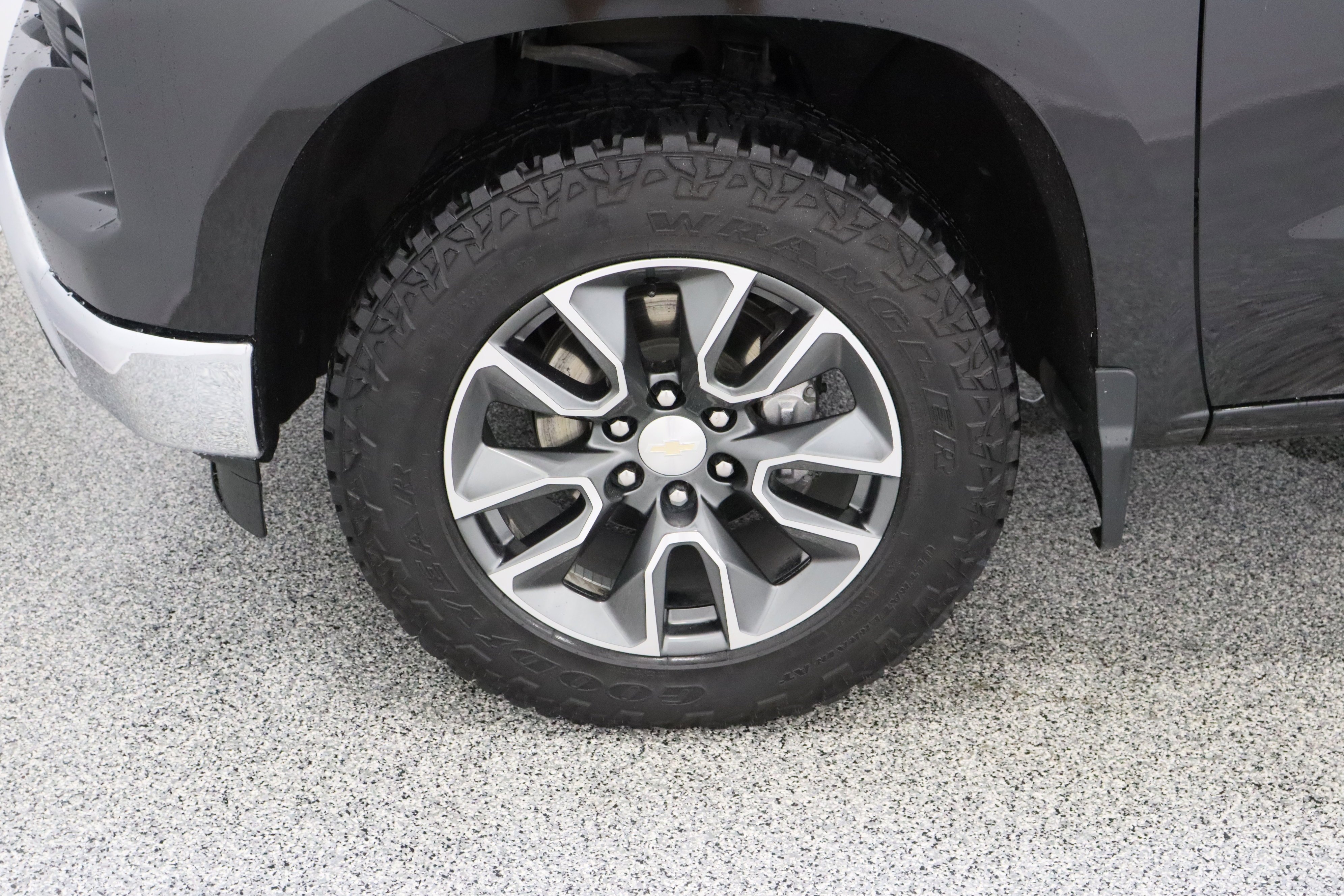 Used 2023 Black Chevrolet LT 5.3L image 11