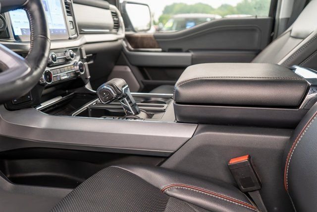 Used 2023 Agate Black Metallic Ford Lariat image 20