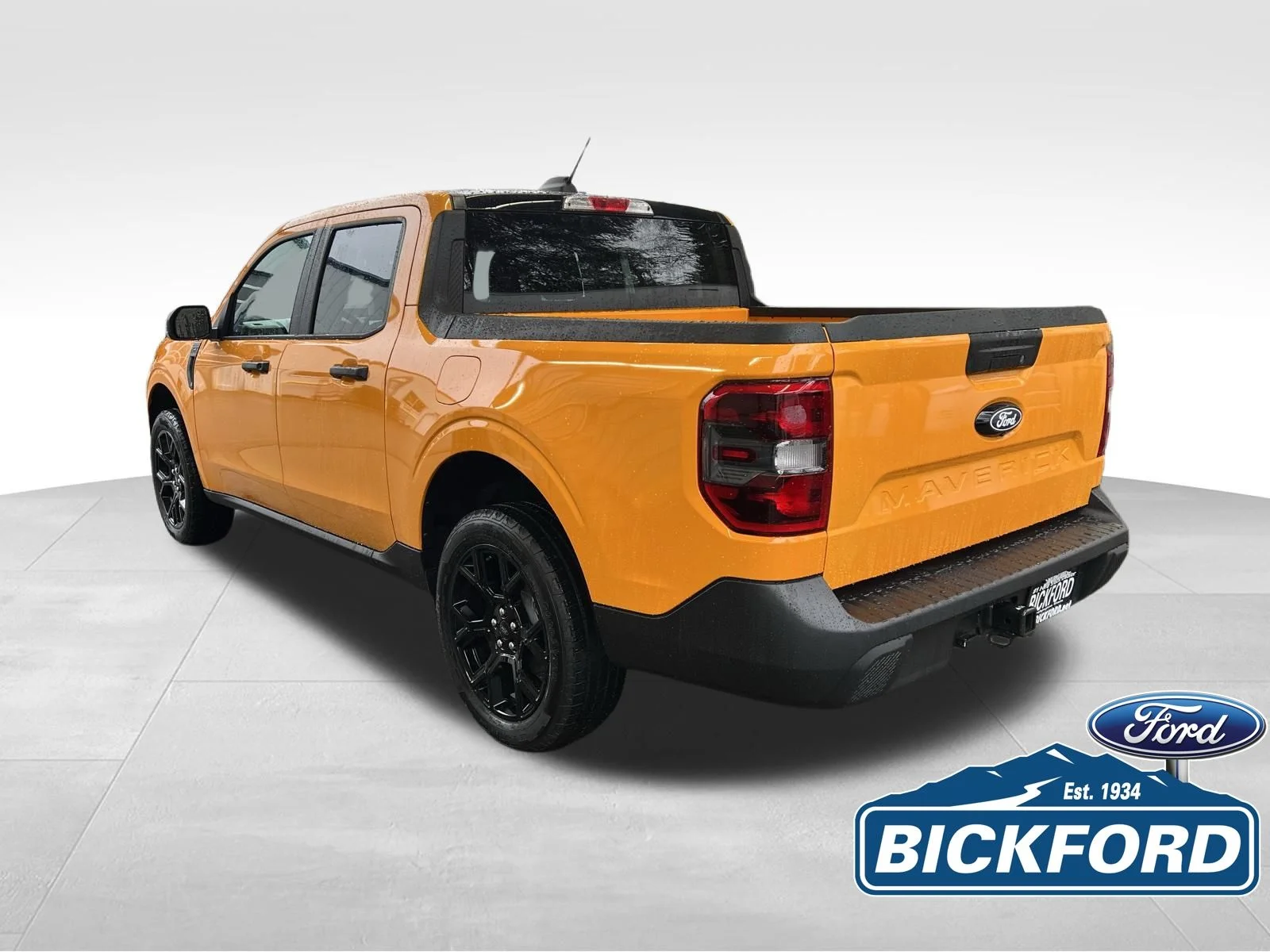 New 2026 Orange Ford XLT image 8