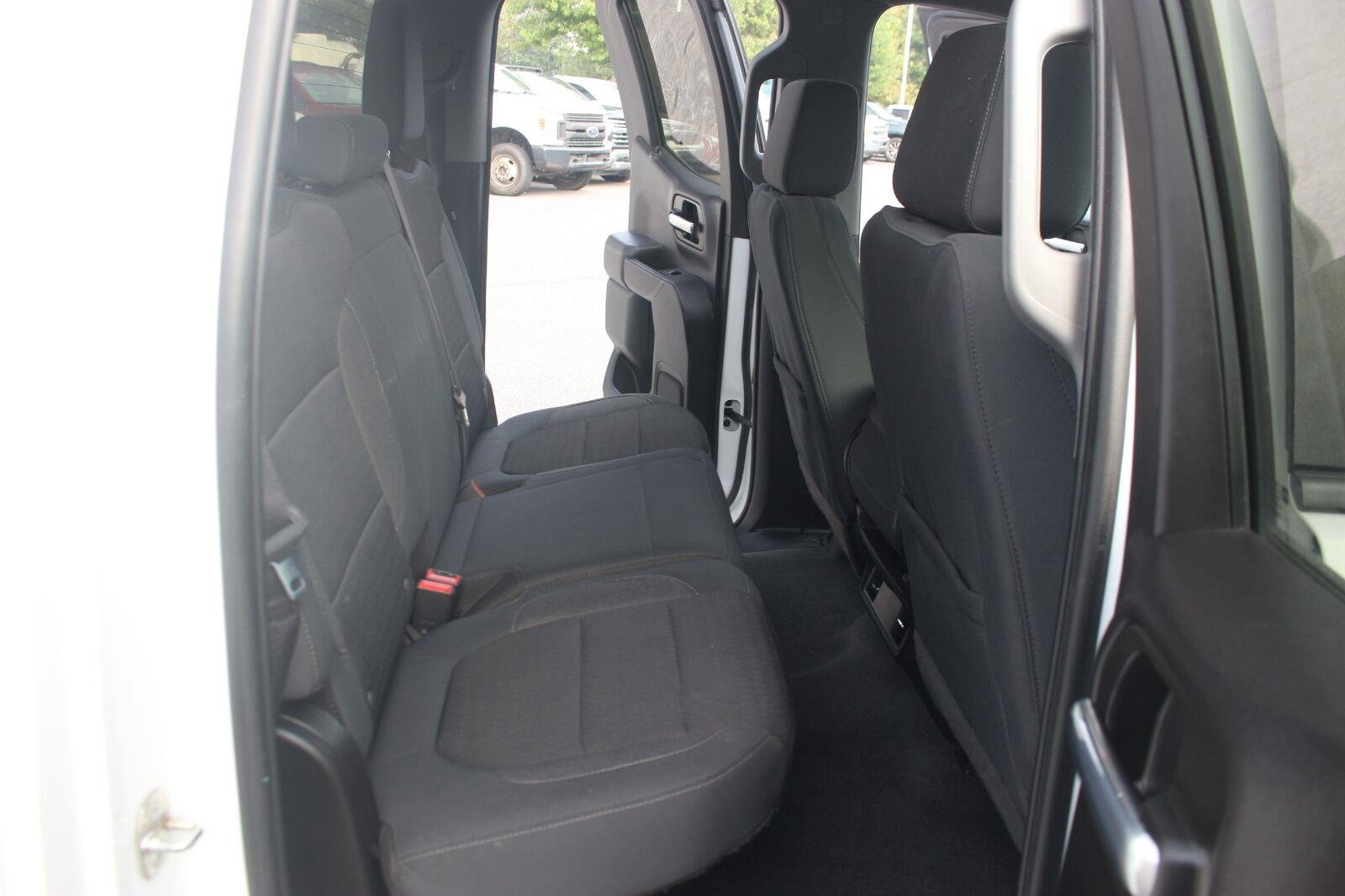 Used 2020 SUMMIT WHITE GMC 4WD Double Cab 147" image 32