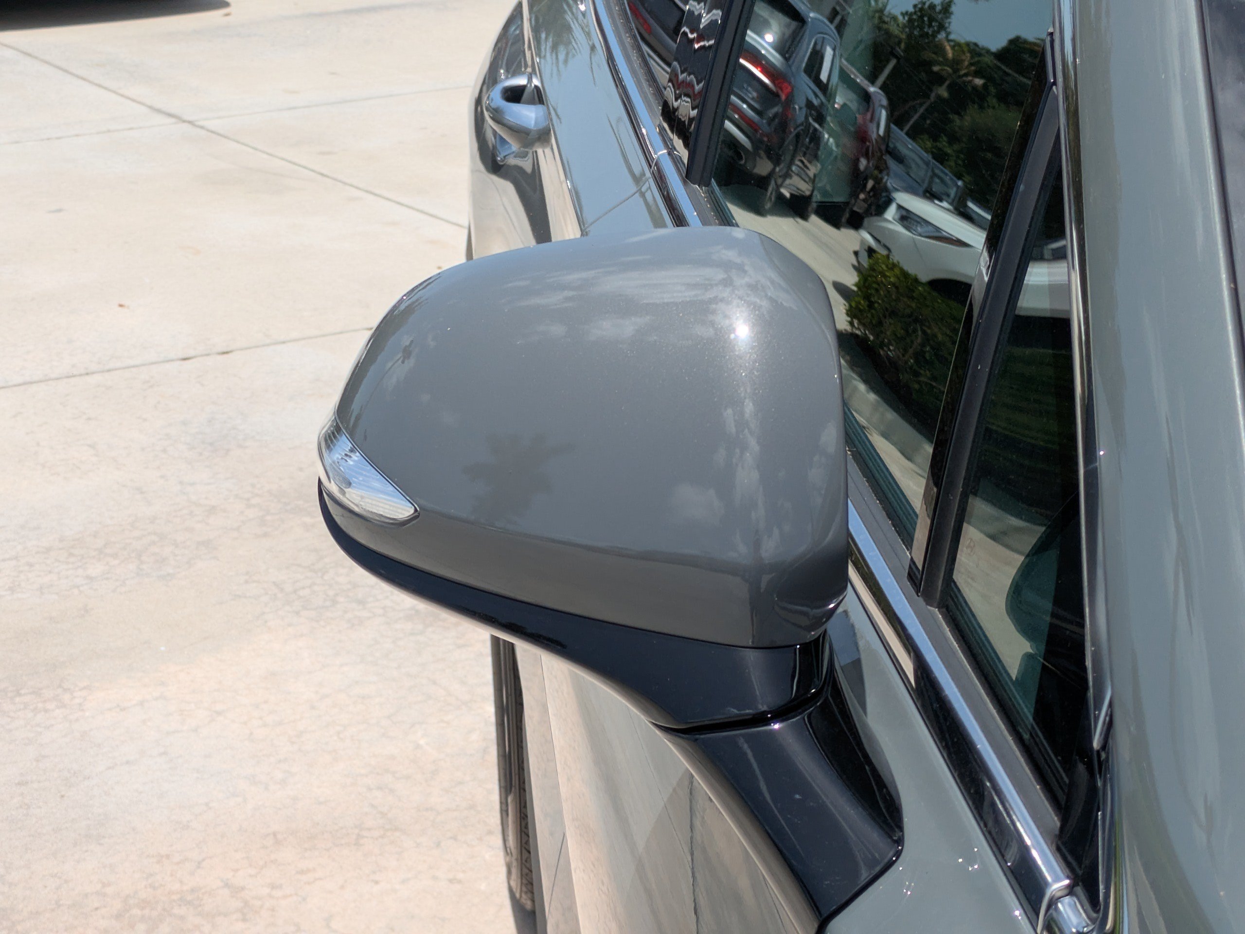 Certified Used 2023 Hampton Gray Hyundai SEL image 8