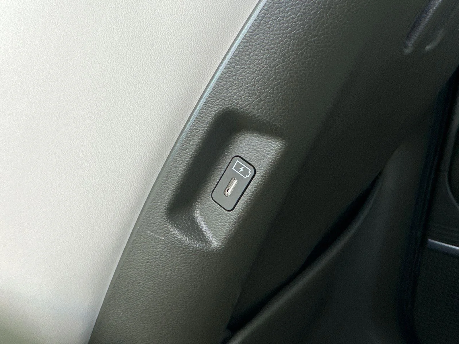2025 Hyundai Santa Fe Calligraphy - Photo 37