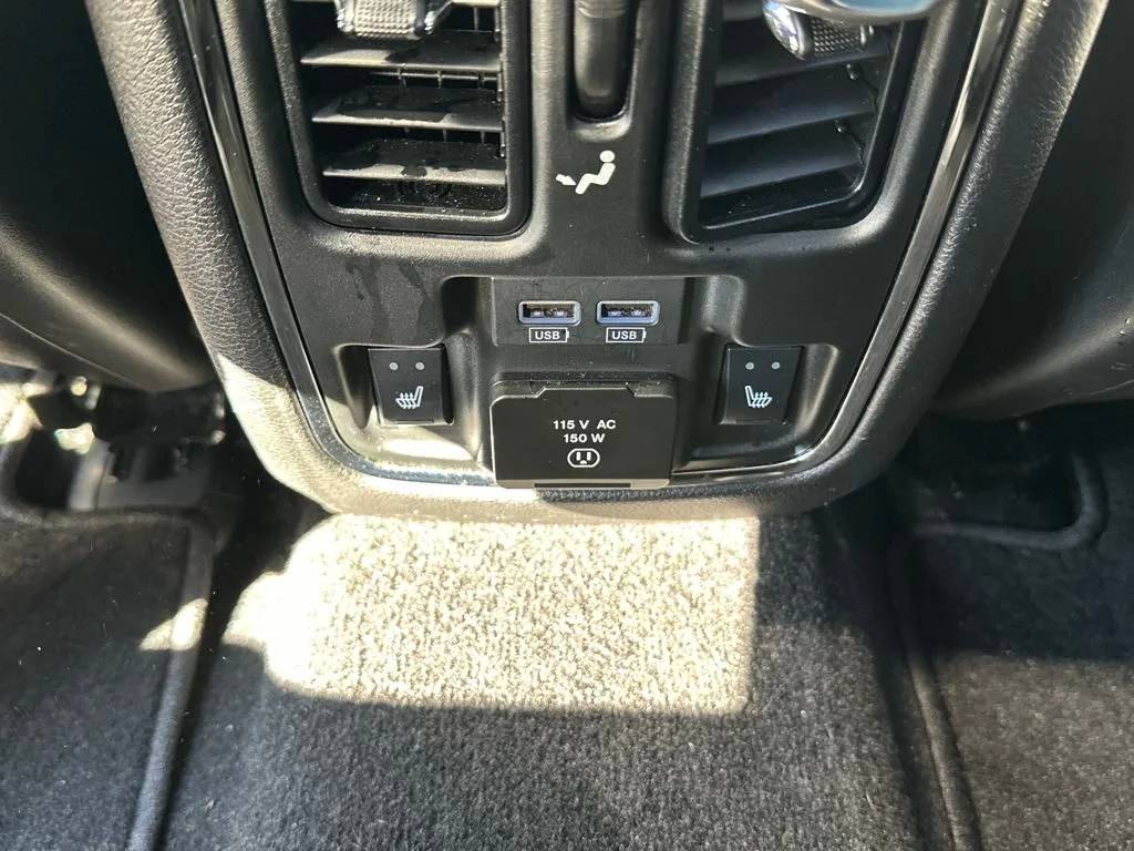Used 2021 Black Jeep Limited image 19