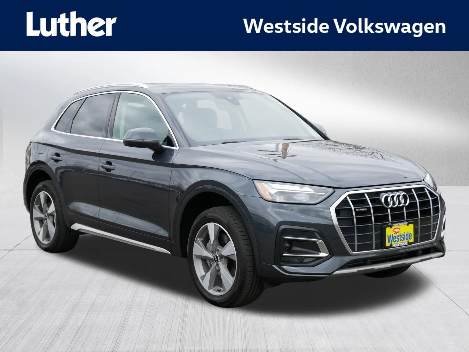 2023 Audi Q5 40 Premium's photo