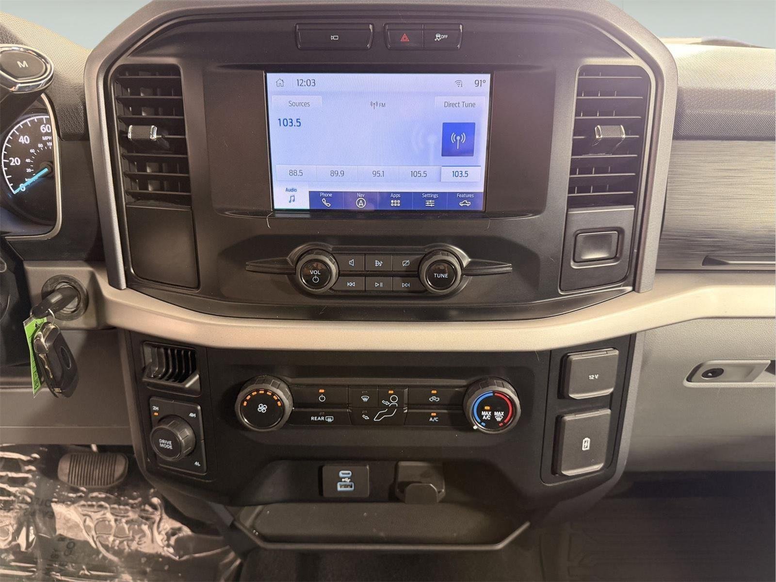 Used 2023 Iconic Silver Ford XLT image 34