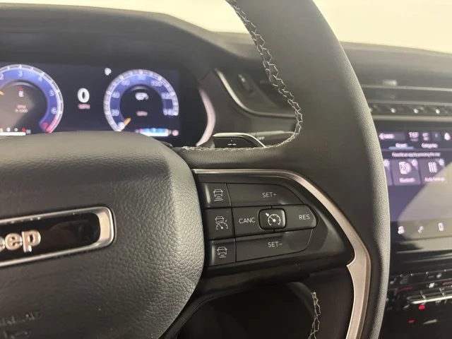 New 2026 White Jeep Laredo image 25
