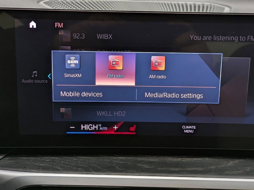 2023 BMW 3 Series 330i - Photo 31