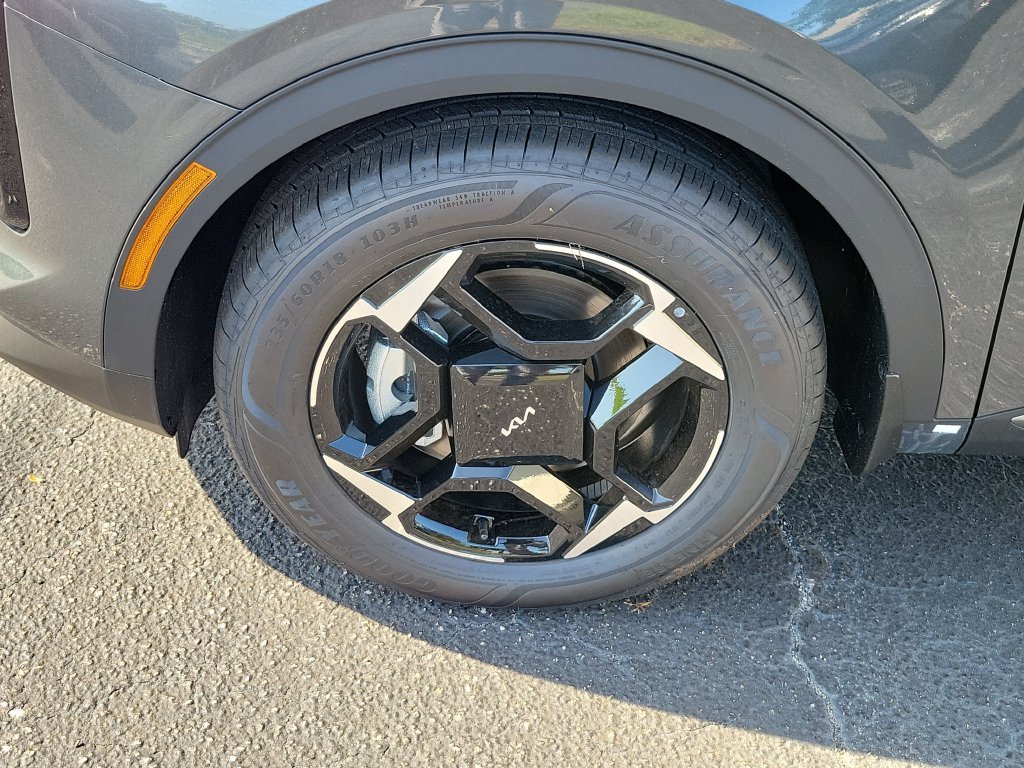 New 2026 Gravity Gray Kia EX image 37