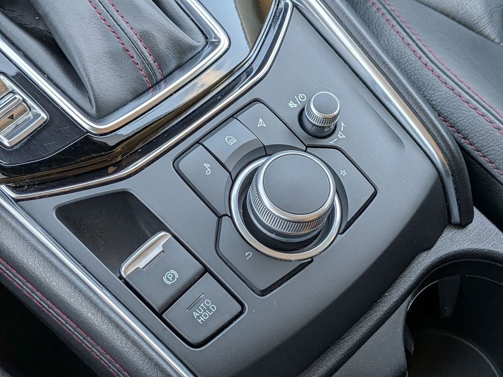 Used 2025 Gray Mazda 2.5 S Carbon Edition image 27