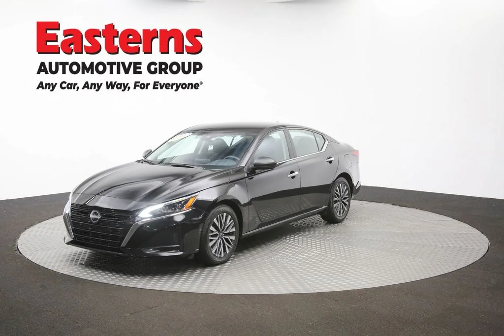 Used 2025 Black Nissan 2.5 SV image 51