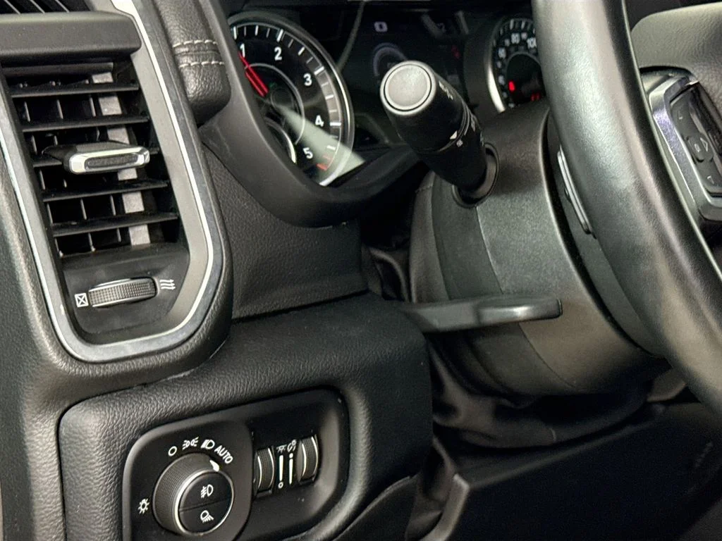 Used 2022 White Ram Laramie image 10