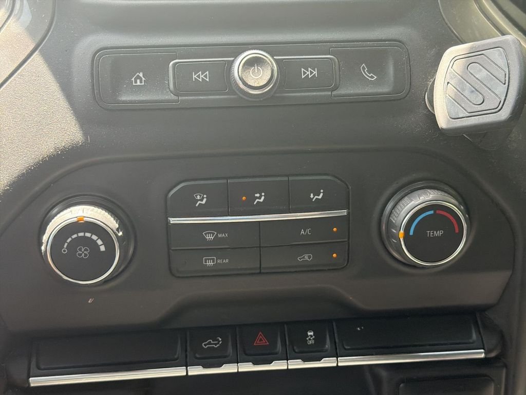 Used 2020 Gray Chevrolet Custom image 18