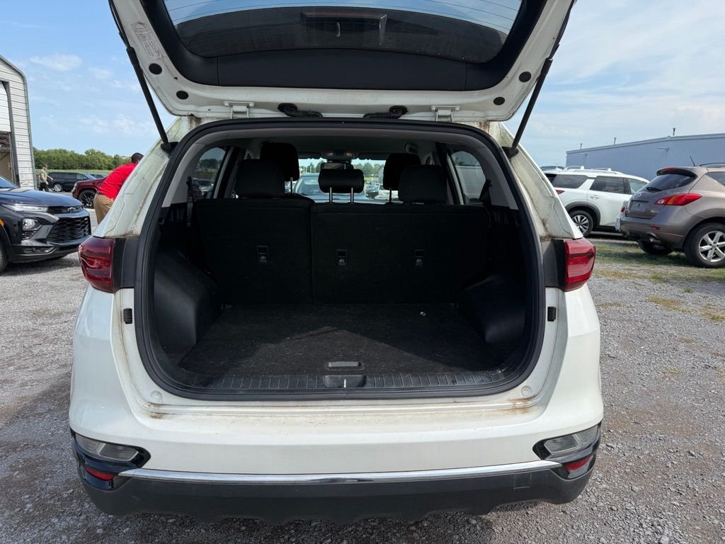 Used 2021 White Kia LX image 16