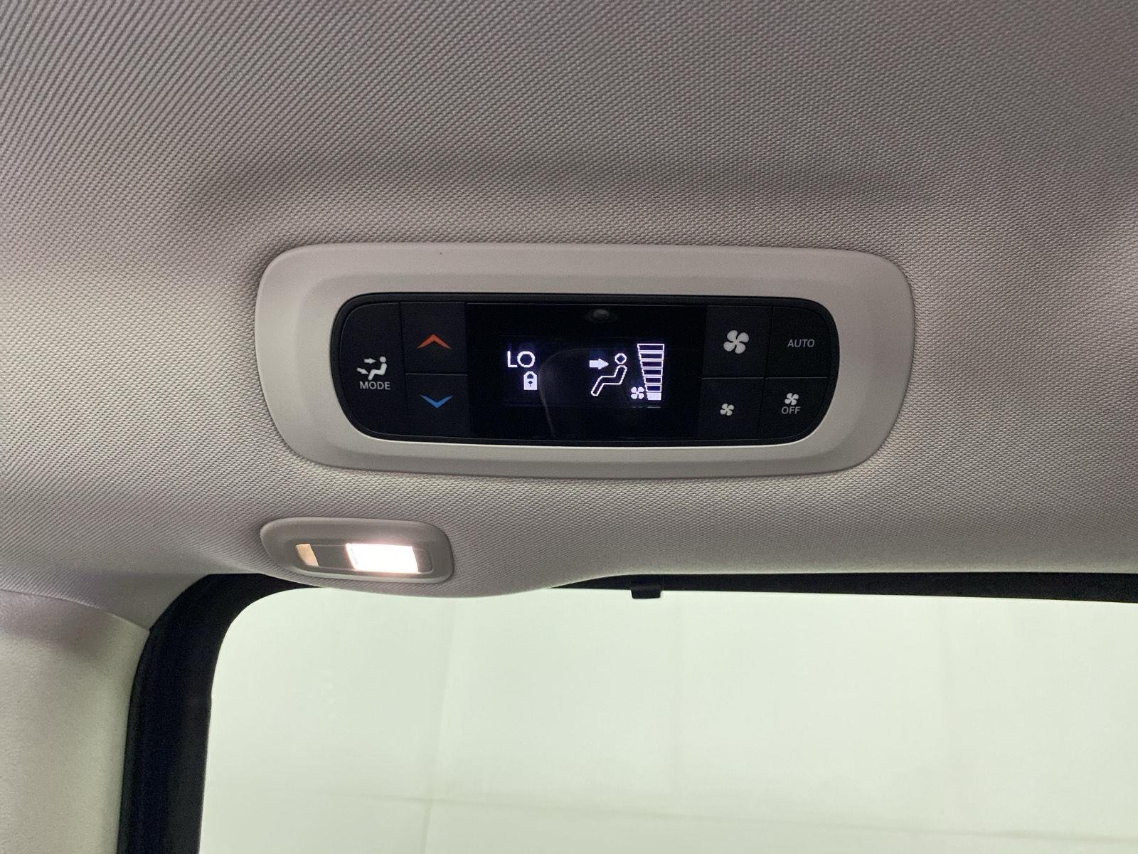Used 2022 Fathom Blue Pearlcoat Chrysler Limited image 33