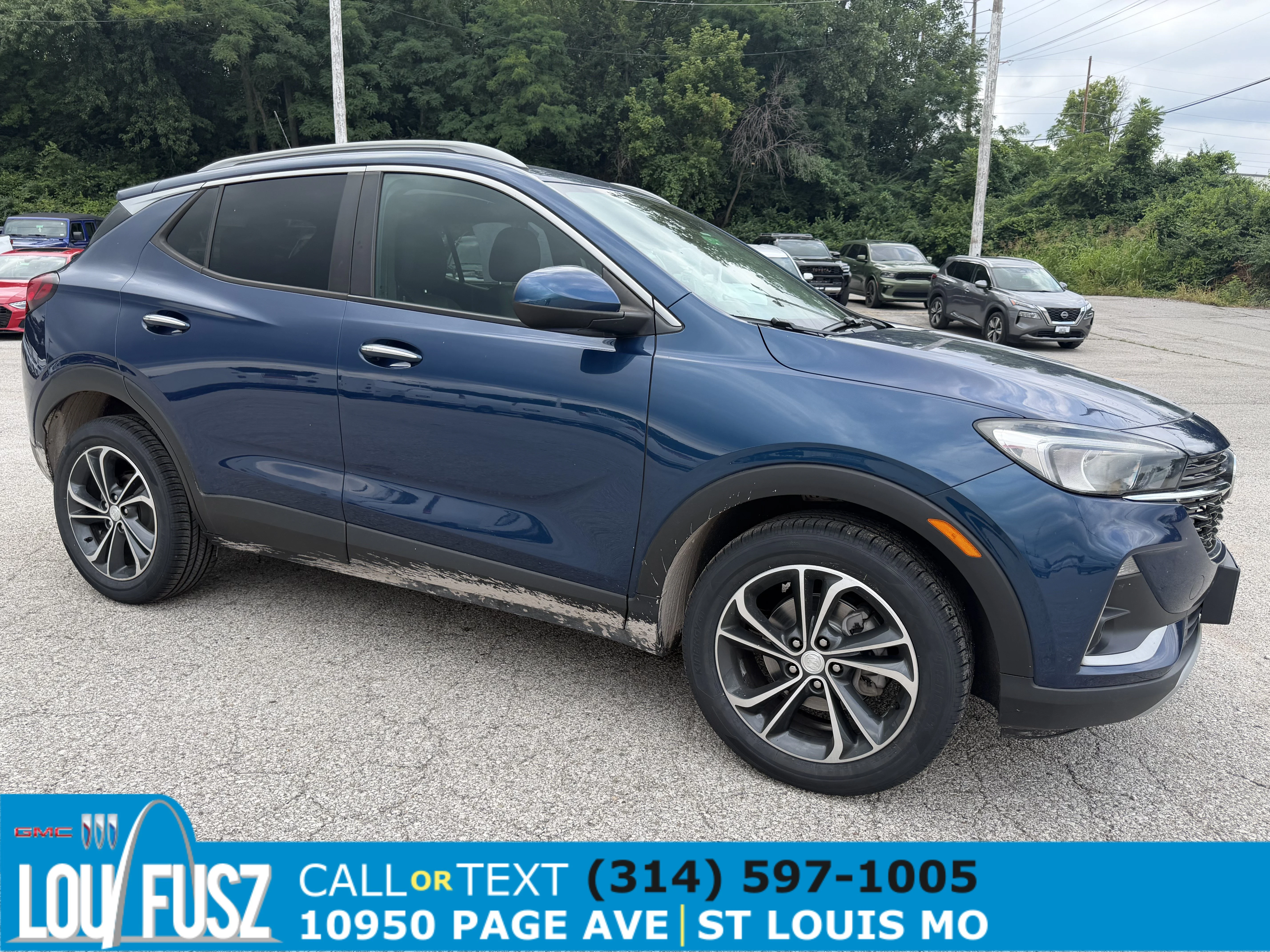 Used 2020 Deep Azure Metallic Buick Select image 1