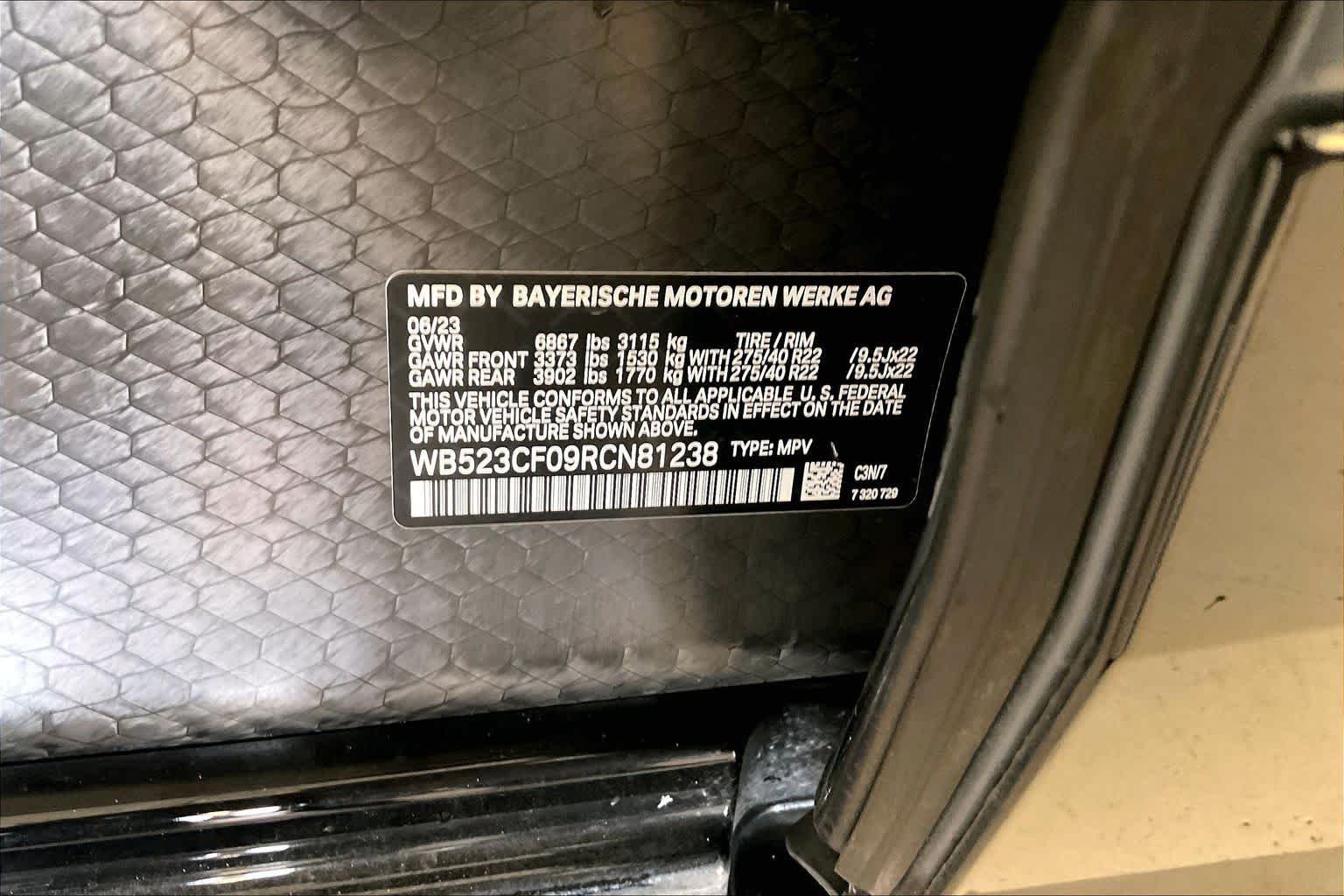 Used 2024 Storm Bay Metallic BMW xDrive50 image 29