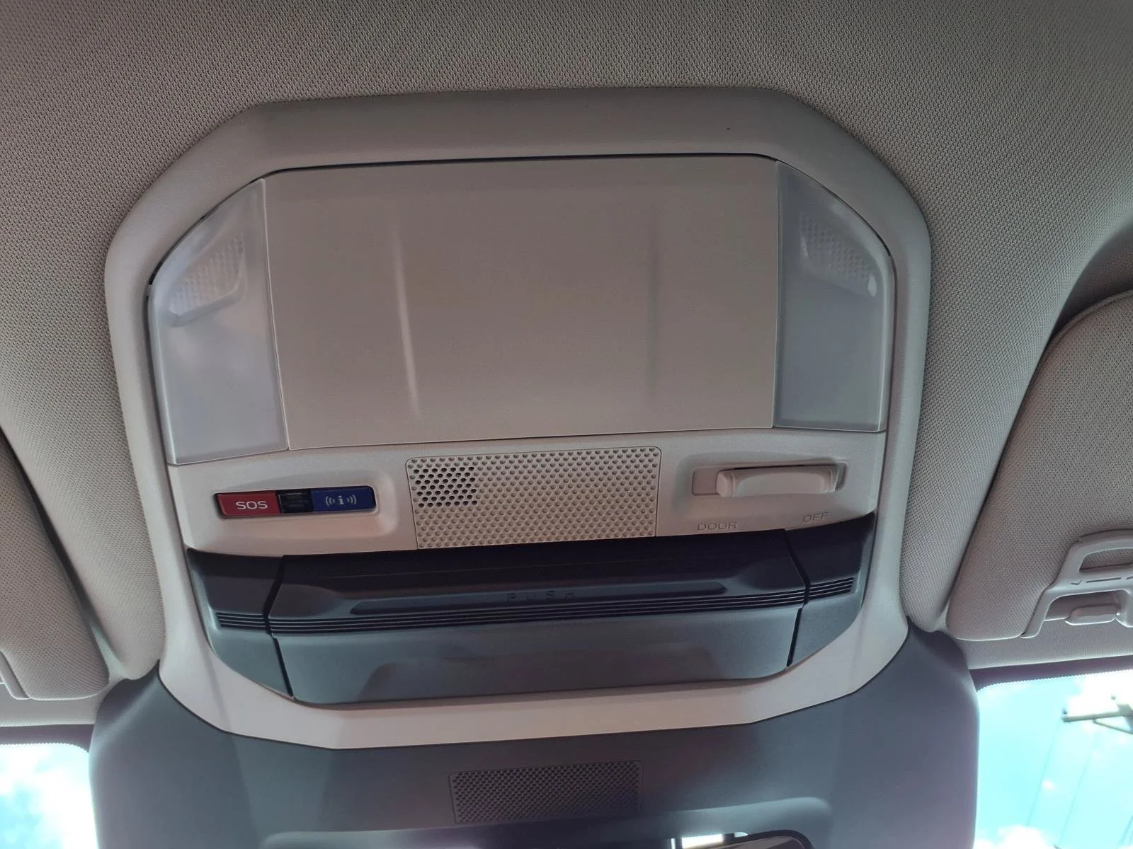 New 2026 SAPPHIRE BLUE PEARL Subaru Premium 7-Passenger image 24