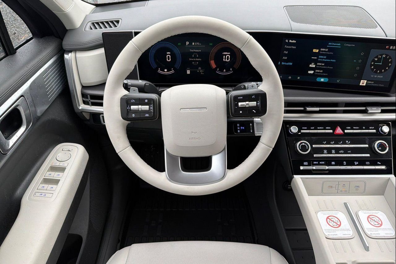 New 2026 Black Hyundai SE AWD image 17