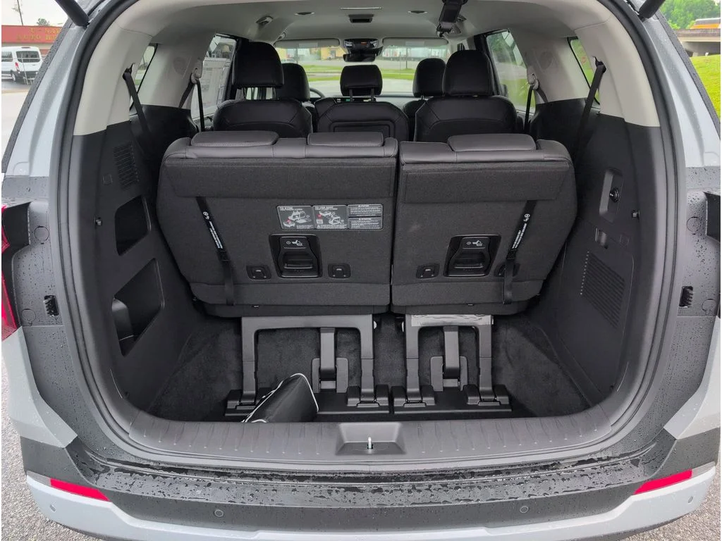 New 2026 Ceramic Silver Kia EX image 35