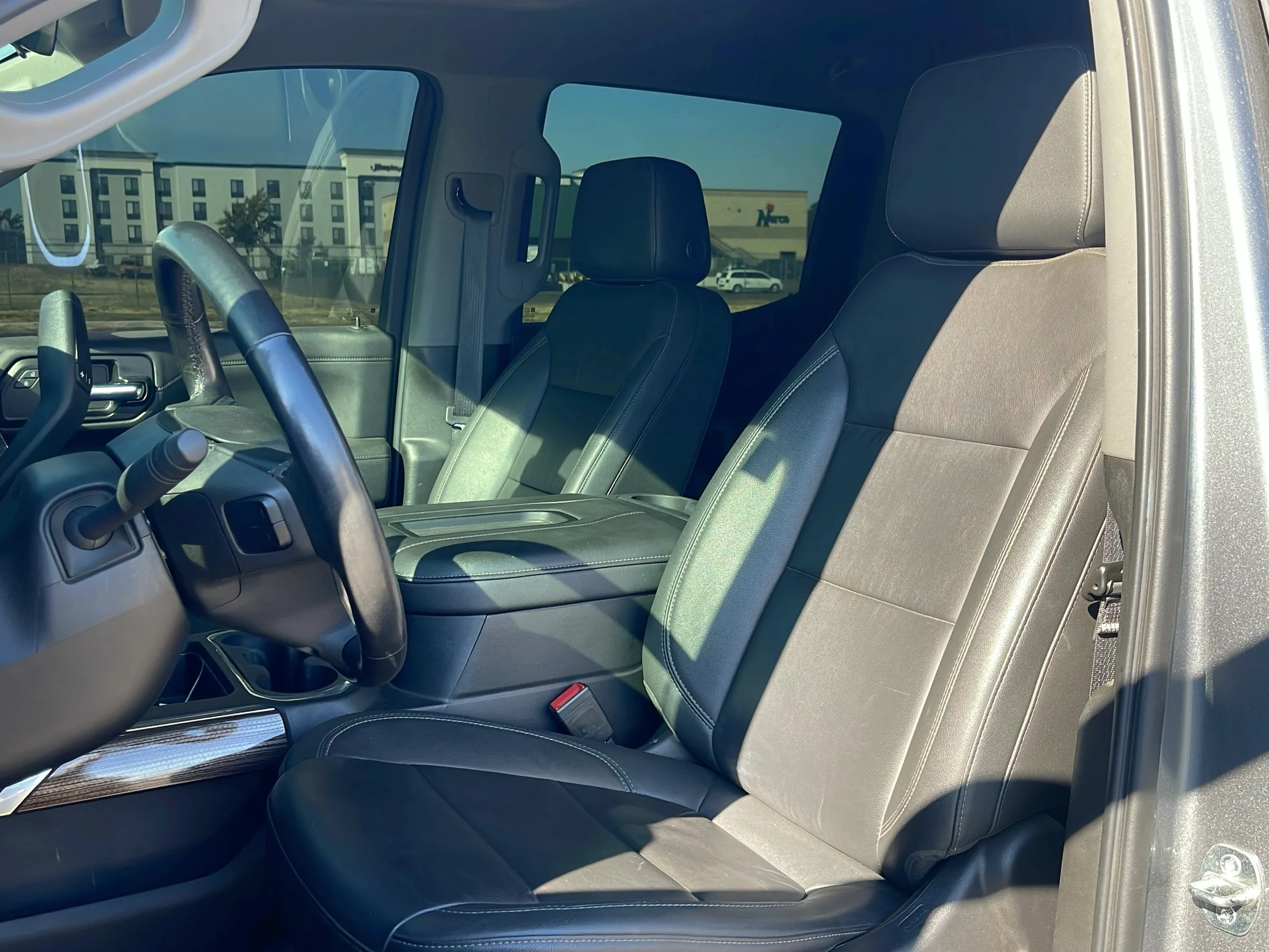 2021 Chevrolet Silverado 1500 RST - Photo 9