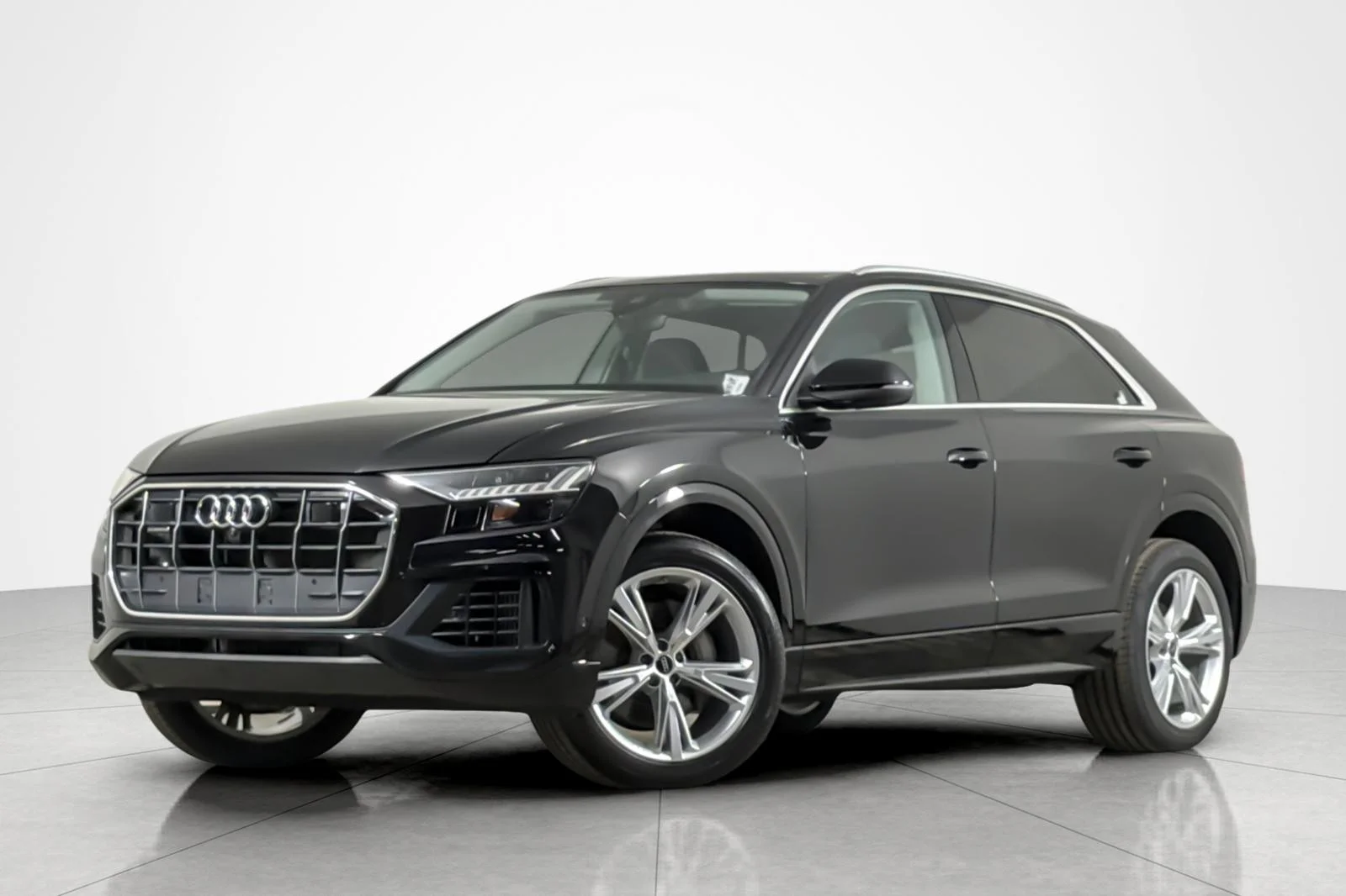 2023 Audi Q8