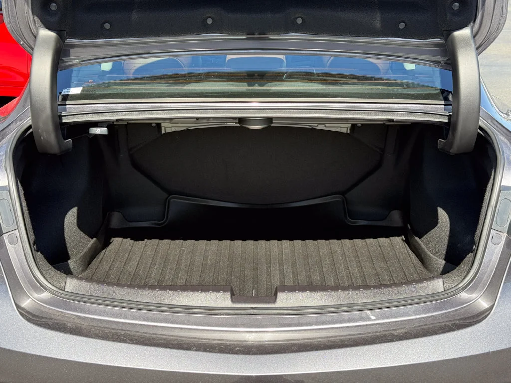 Used 2019 Gray Acura w/Premium Pkg image 12