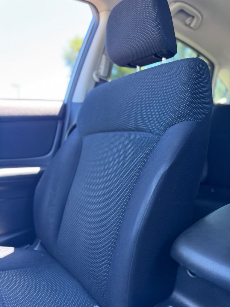 Used 2012 Ice Silver Metallic Subaru 2.0i Premium image 28