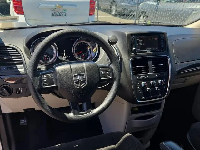 Used 2018 Silver Dodge SE image 2