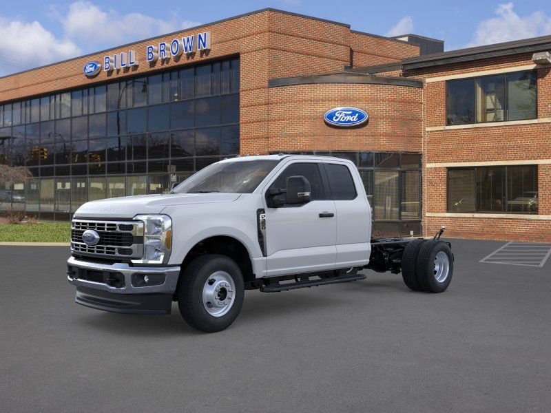 New 2025 Oxford White Ford XL image 23