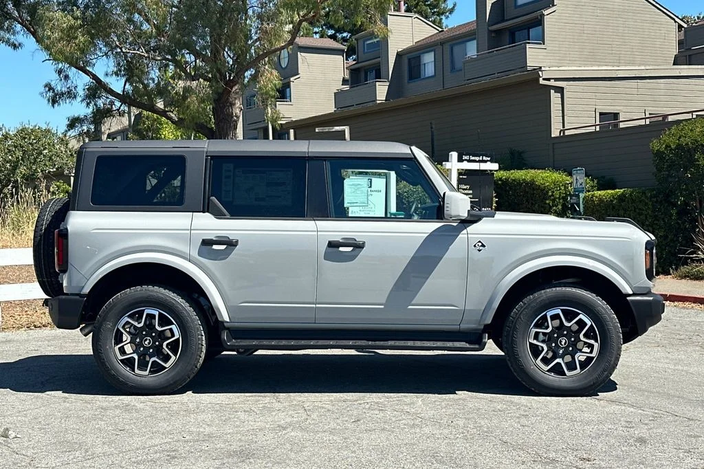 New 2026 Avalanche Ford Outer Banks® image 3