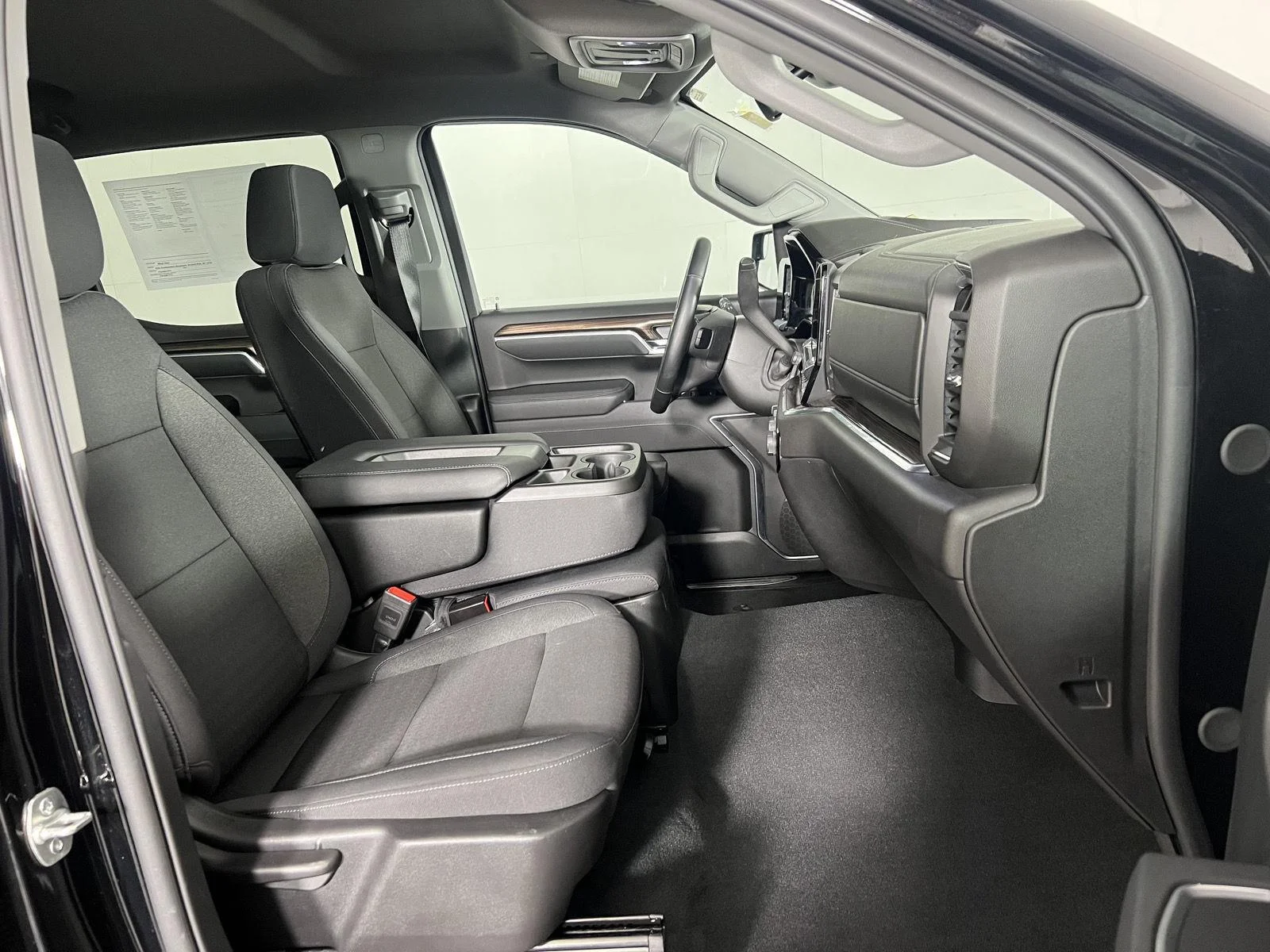 Used 2025 Black Chevrolet LT image 20